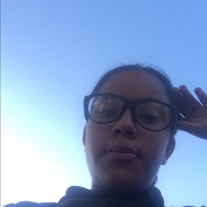 Meet your Posher, Tess